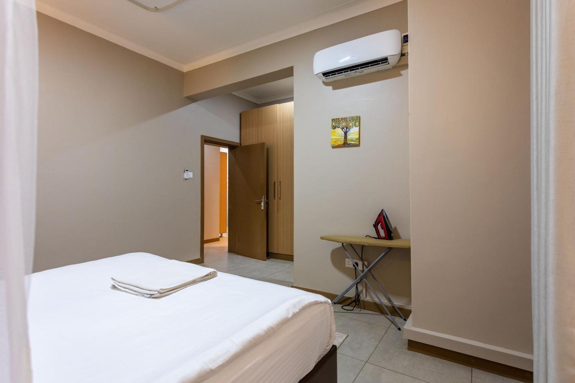 Natra Apartments Kampala Exterior foto